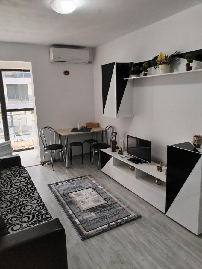 Appartamento Madalin Mangalia Esterno foto
